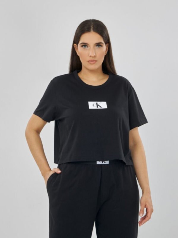 Calvin Klein dámské černé tričko - 3XL (UB1)