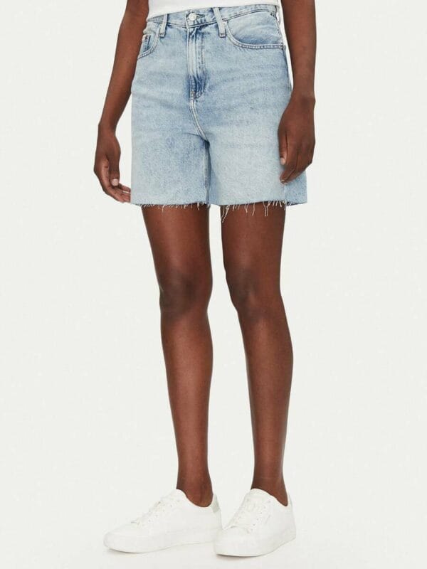 Calvin Klein dámské džínové kraťasy - 31/NI (1AA)