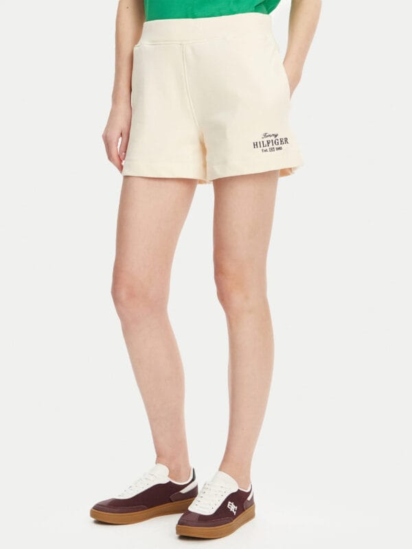 Tommy Hilfiger dámské krémové teplákové šortky  - XS (AEF)