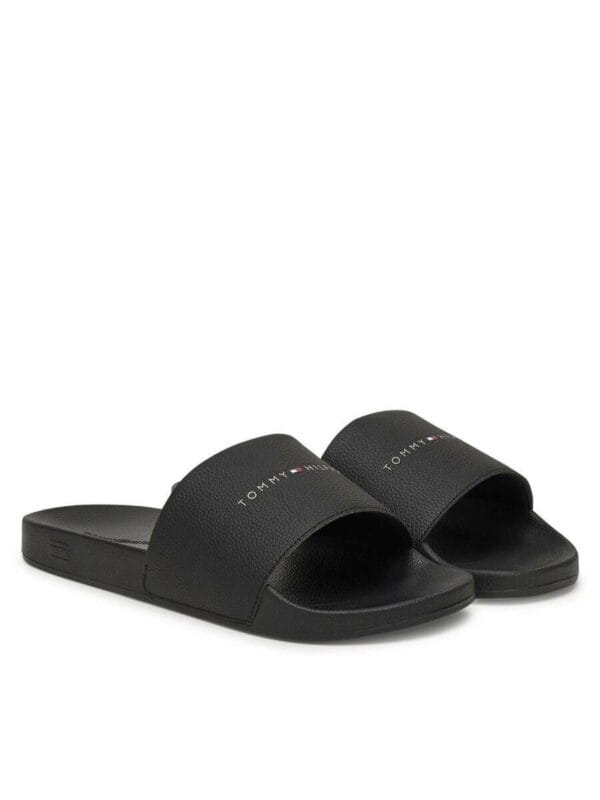 Tommy Hilfiger pánské černé pantofle - 46 (BDS)