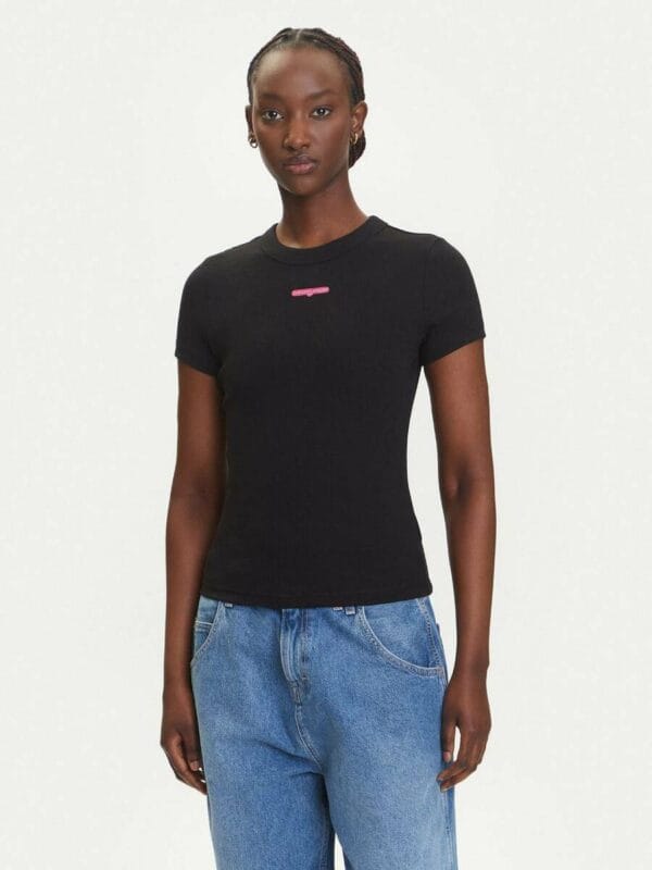 Tommy Jeans dámské černé tričko - XS (BDS)