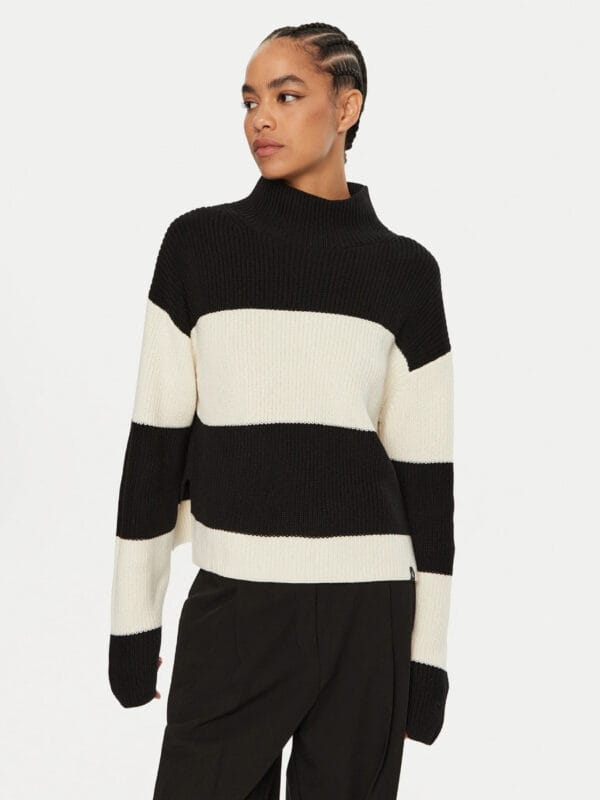 Calvin Klein černobílý pruhovaný svetr J20J224227 L