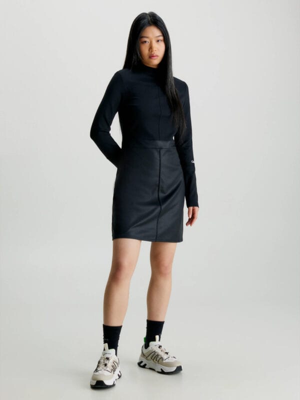 Calvin Klein dámské černé šaty J20J221983 M
