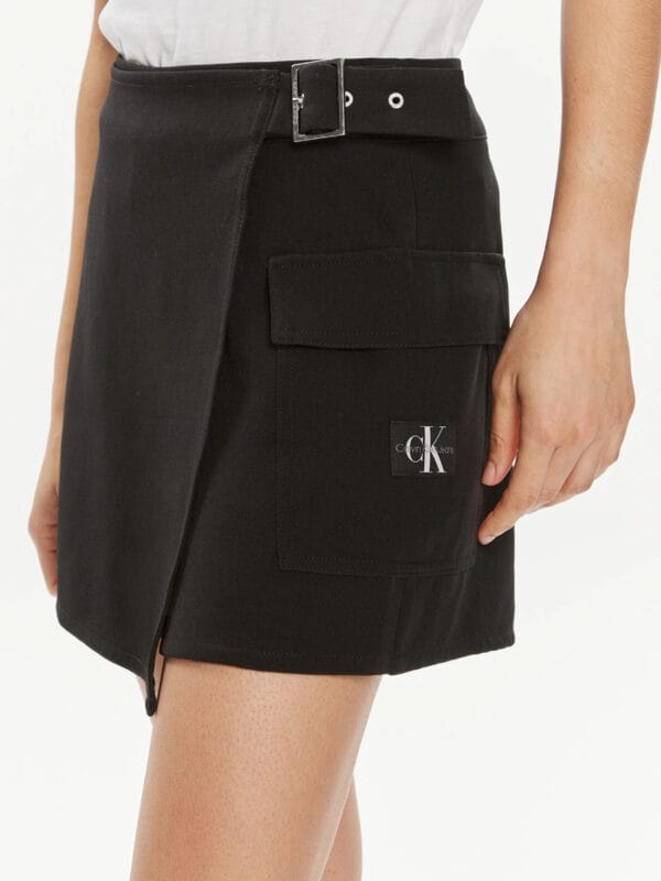 Calvin Klein dámské černé šortky J20J223461 S