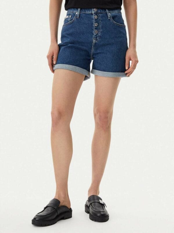Calvin Klein dámské džínové šortky Mom J20J225512 31/NI