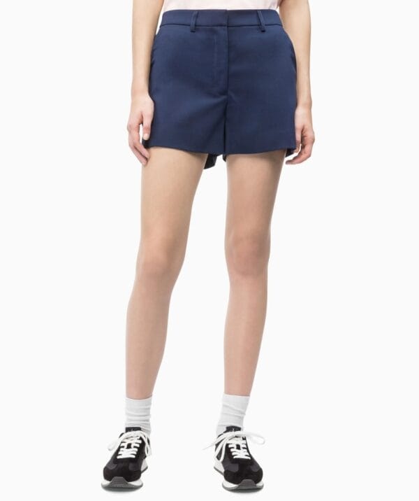 Calvin Klein dámské tmavě modré šortky J20J210360 30/NI
