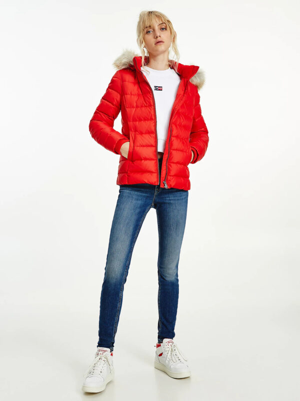Tommy Jeans dámská červená zimní bunda DW0DW08588 S