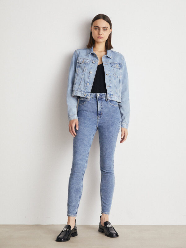 Tommy Jeans dámská světle modrá džínová bunda DW0DW16323 L