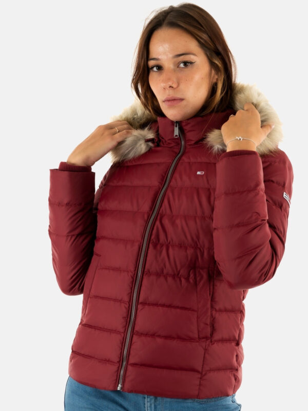 Tommy Jeans dámská vínová zimní bunda DW0DW08588 L