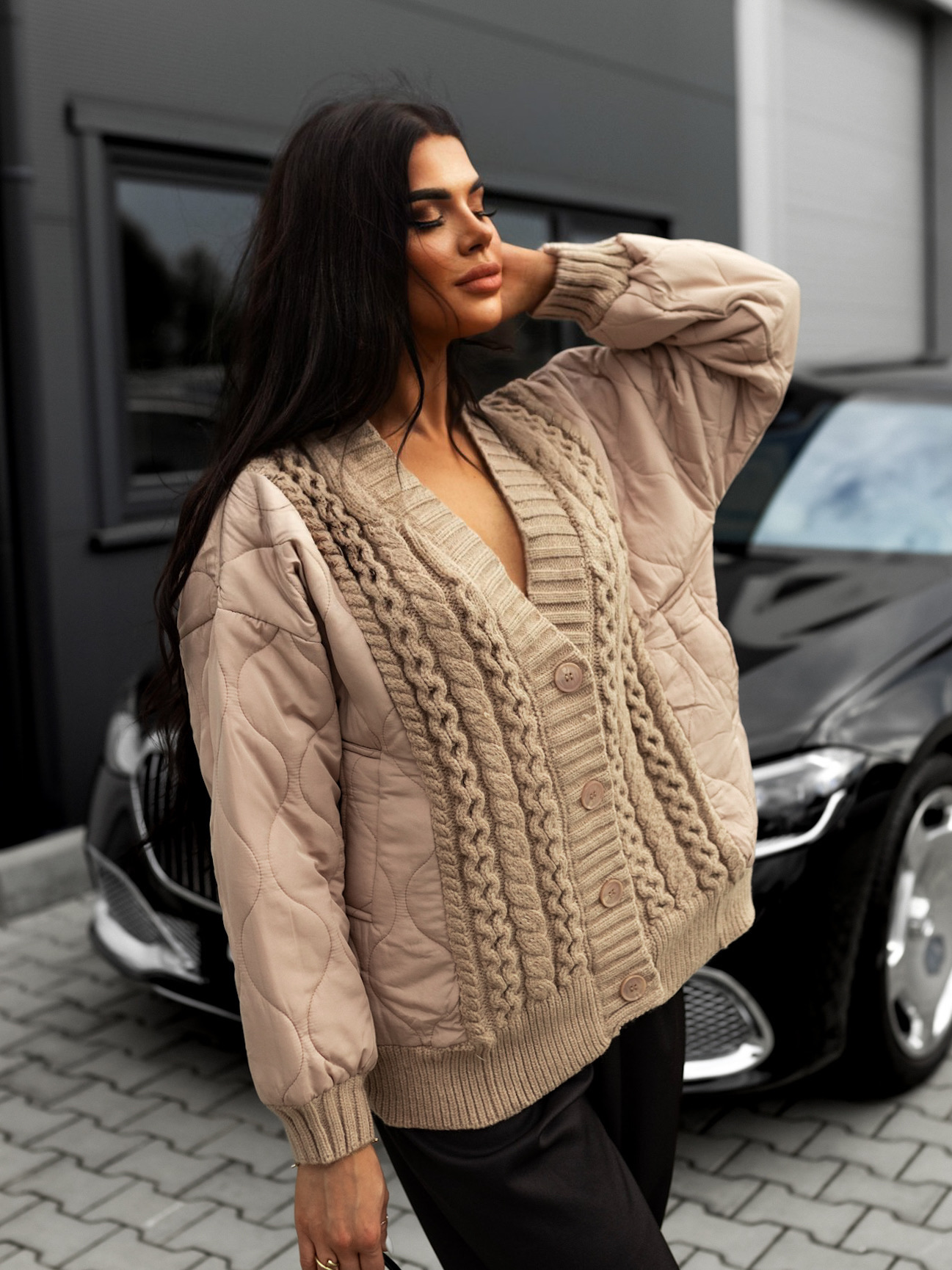 Béžový svetr CATALIAN na knoflíky Velikost: ONESIZE