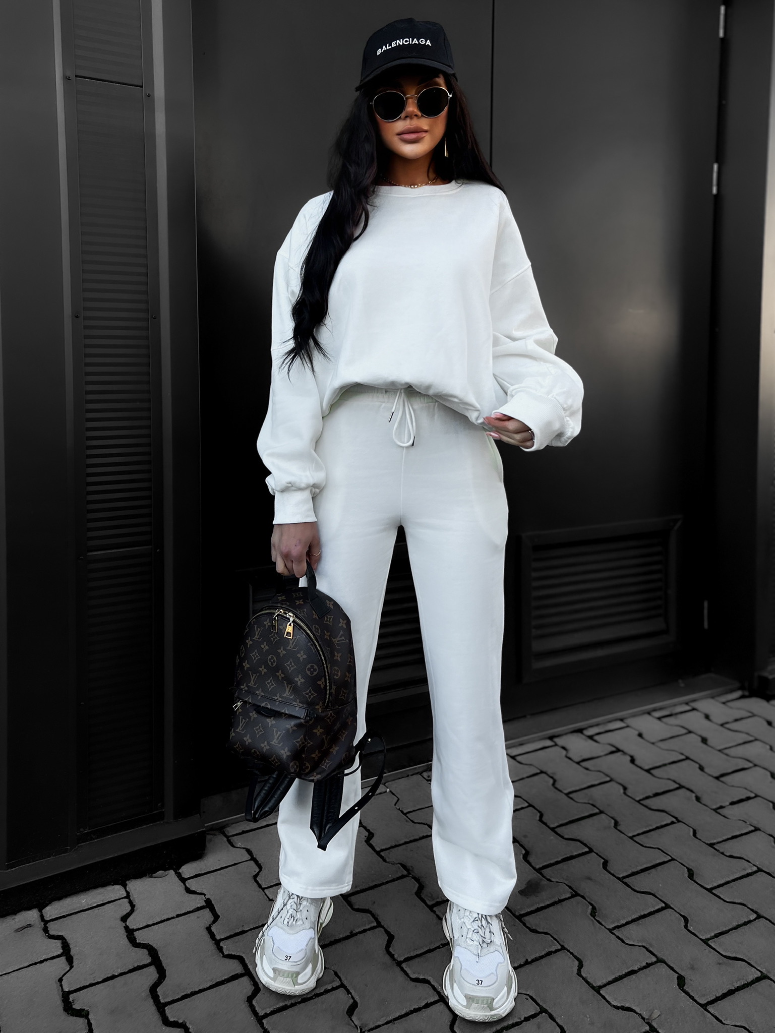 Bílá tepláková souprava MARDIN 95% bavlna Velikost: ONESIZE