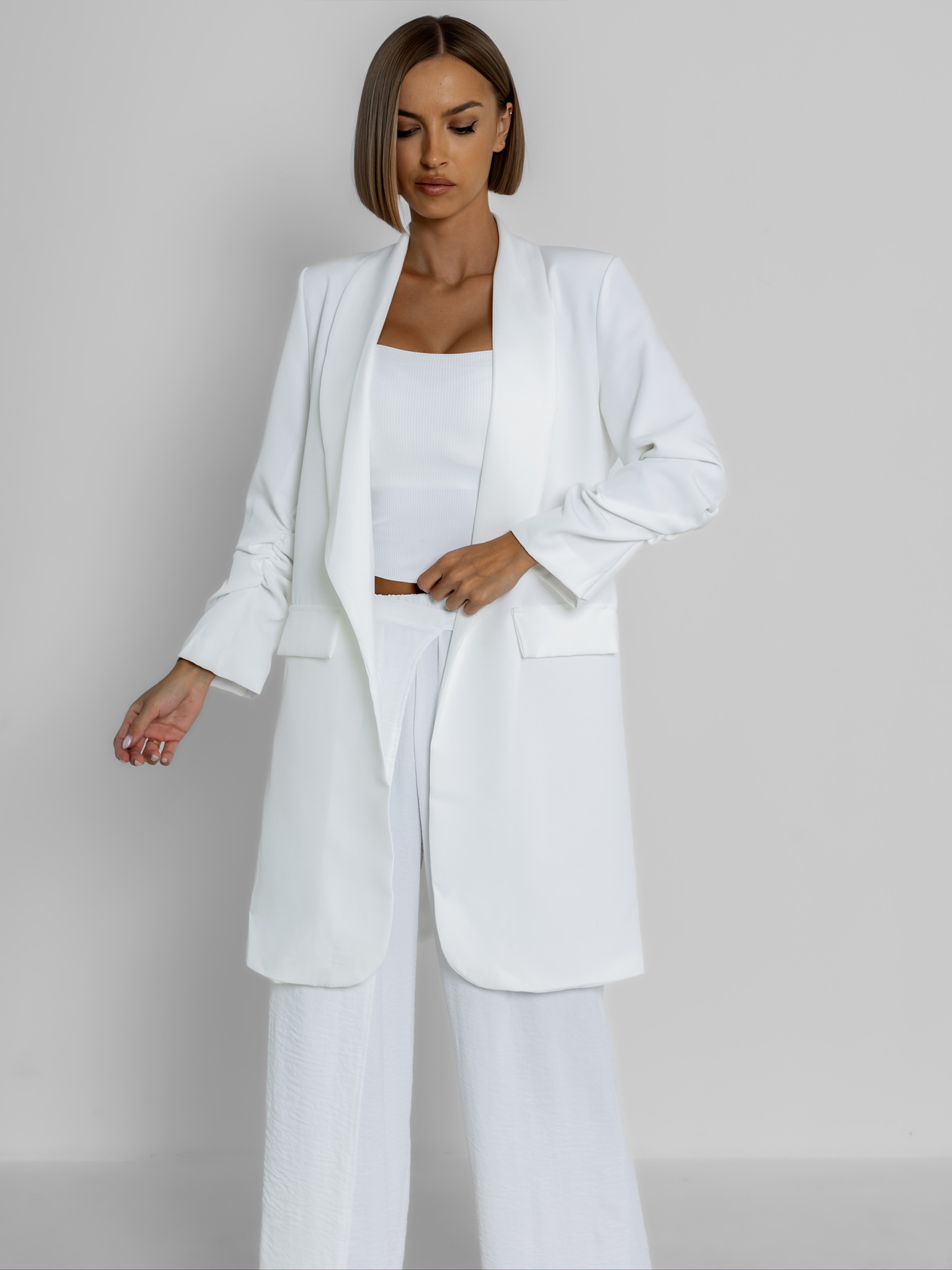 Bílé basic delší sako CASTIEL Velikost: ONESIZE