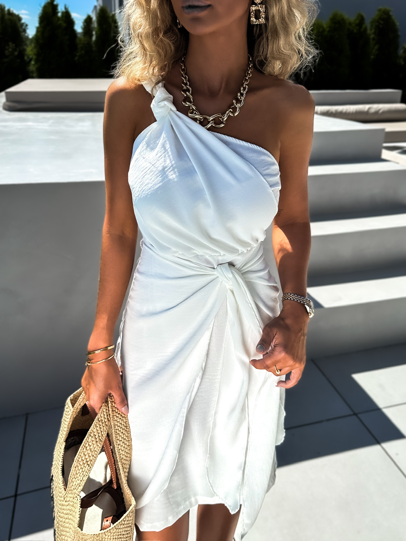 Bílé krátké šaty VIZMA Velikost: ONESIZE