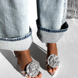 Bílé společenské lodičky na podpatku AETOS s kamīnky Velikost: 41