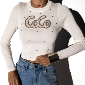 Bílý svetřík AKMAL se zdobením Velikost: M/L