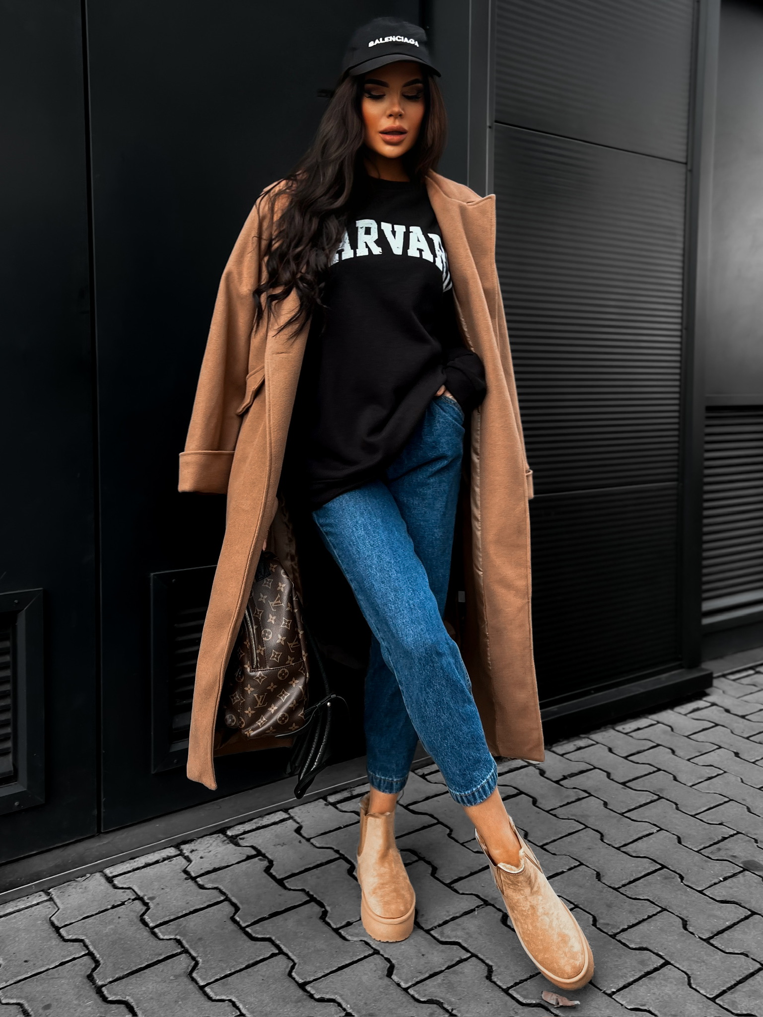 Černá oversize mikina TENITI Velikost: ONESIZE - Obrázek 2