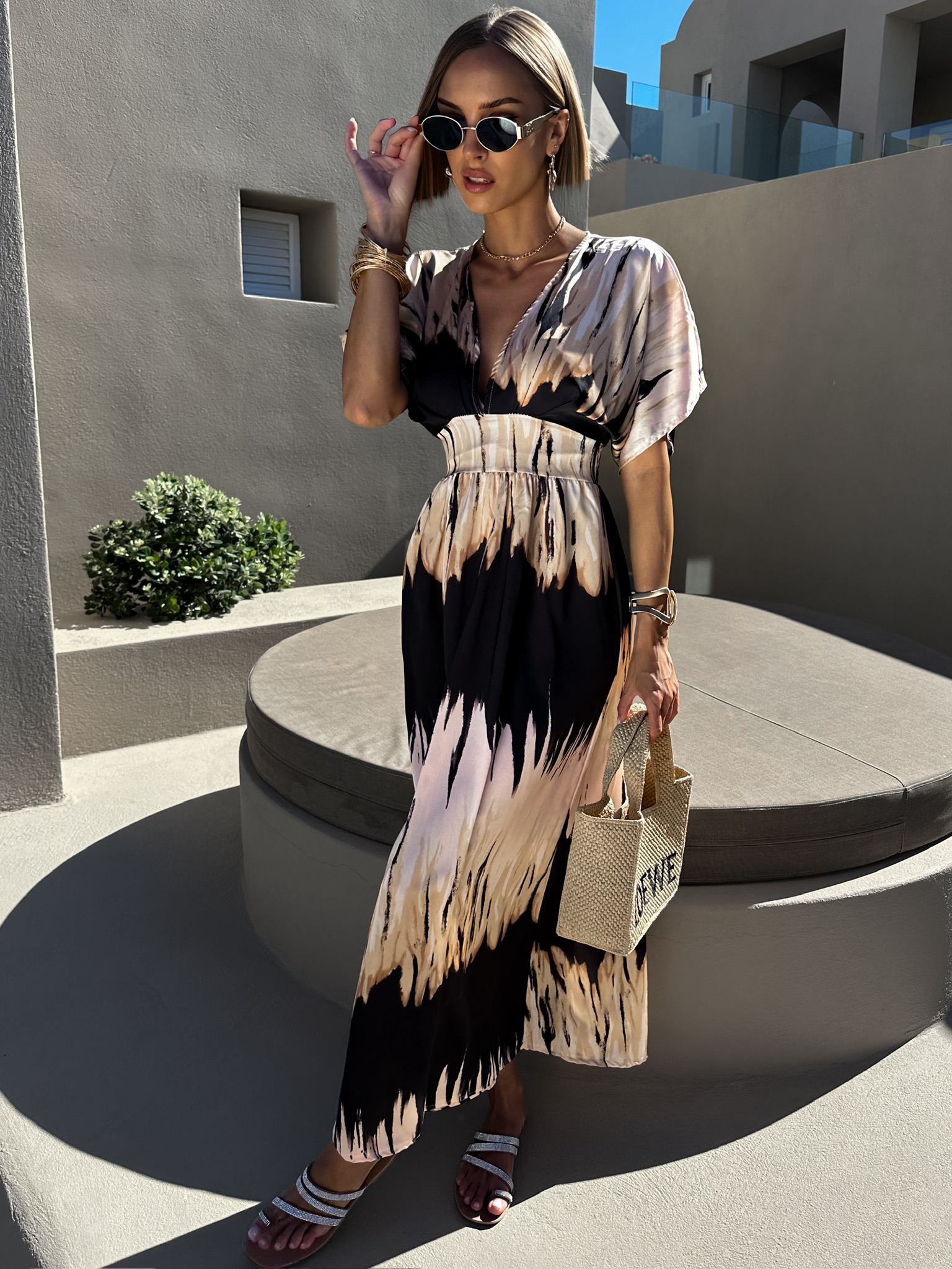 Černé dlouhé letní šaty DICKET s výstřihem do V Velikost: ONESIZE - Obrázek 3