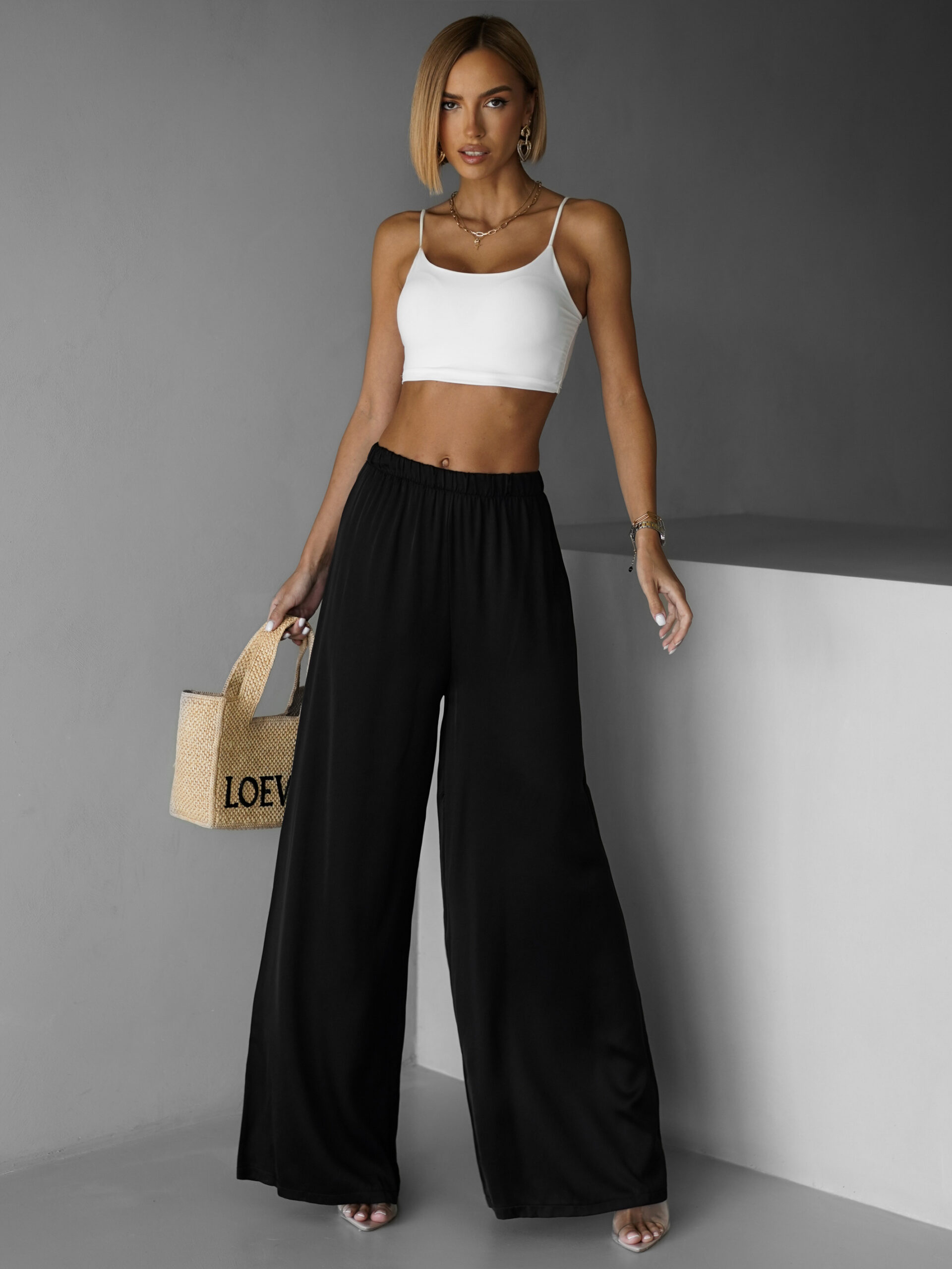 Černé saténové široké kalhoty SITAKE Velikost: Prodloužená délka - Obrázek 2