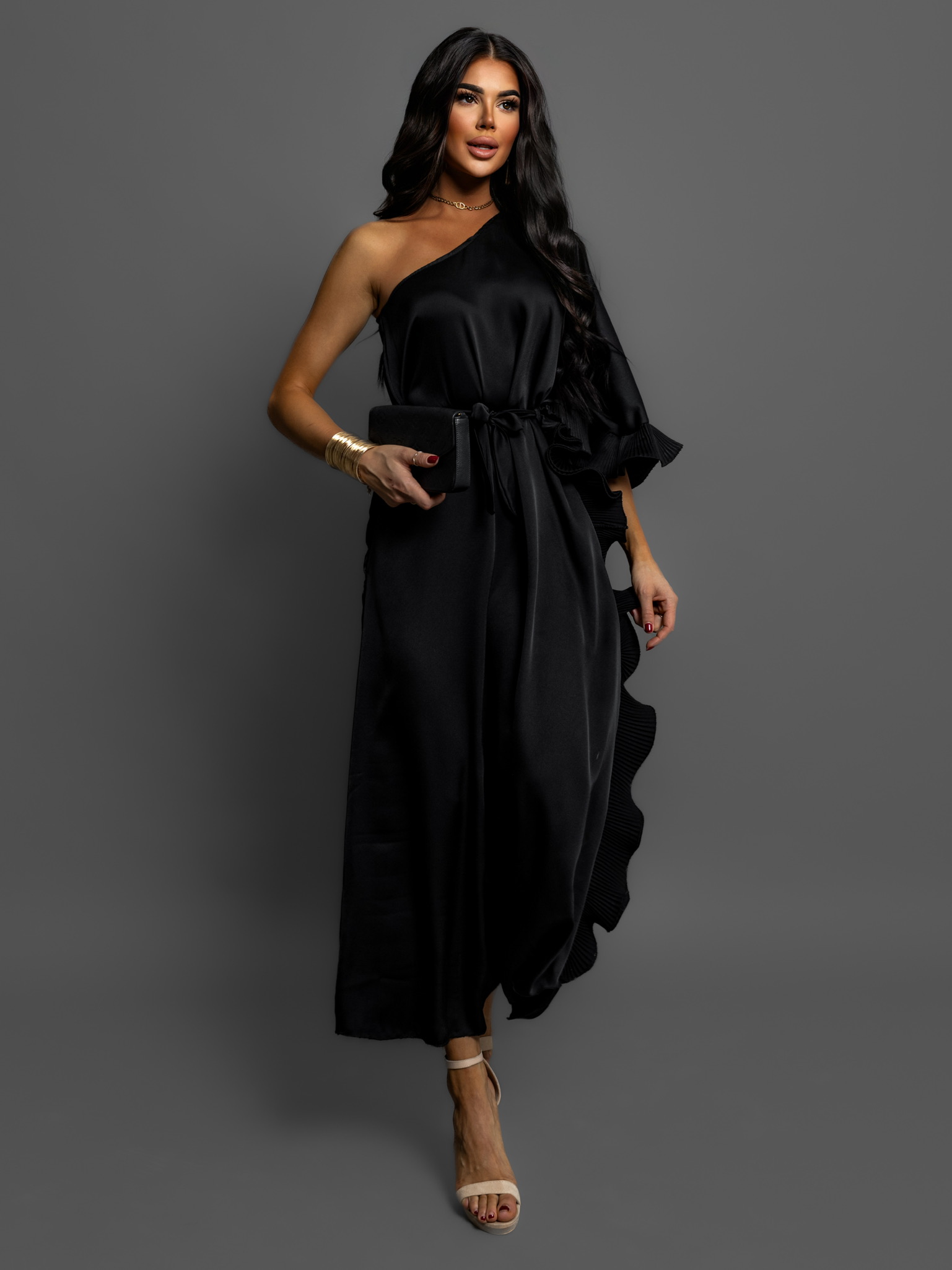 Černé volánkové šaty DORRY přes jedno rameno Velikost: ONESIZE