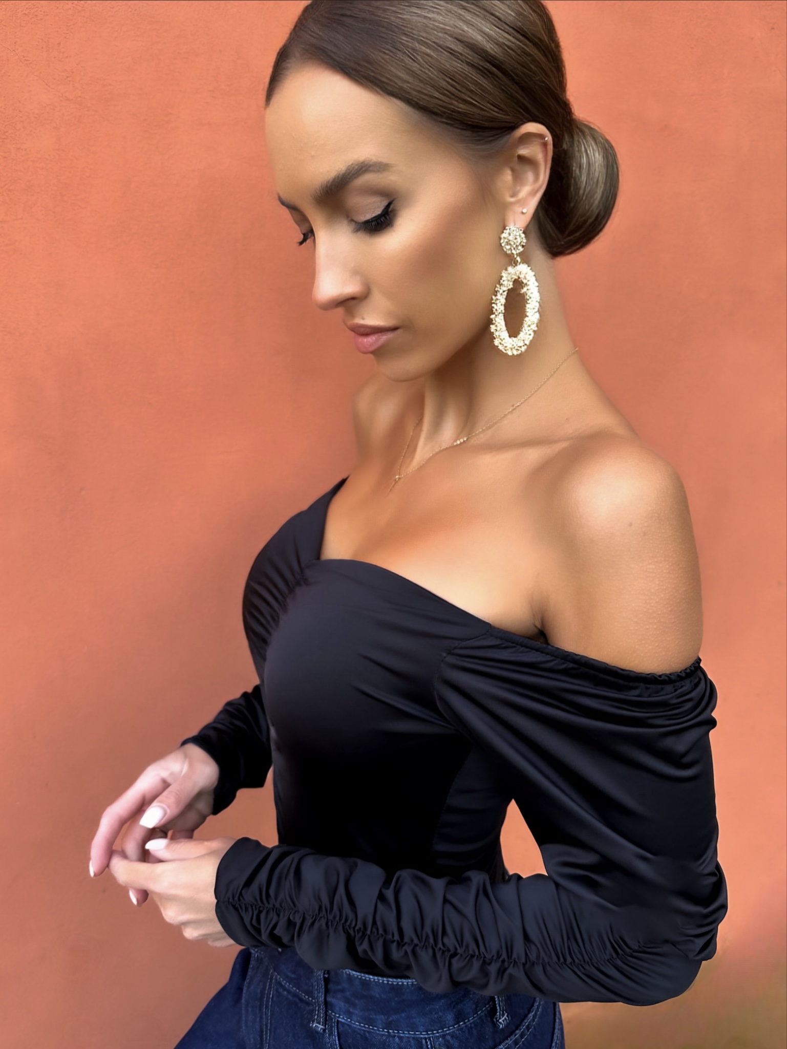 Černý elegantní top ARIGET Velikost: ONESIZE