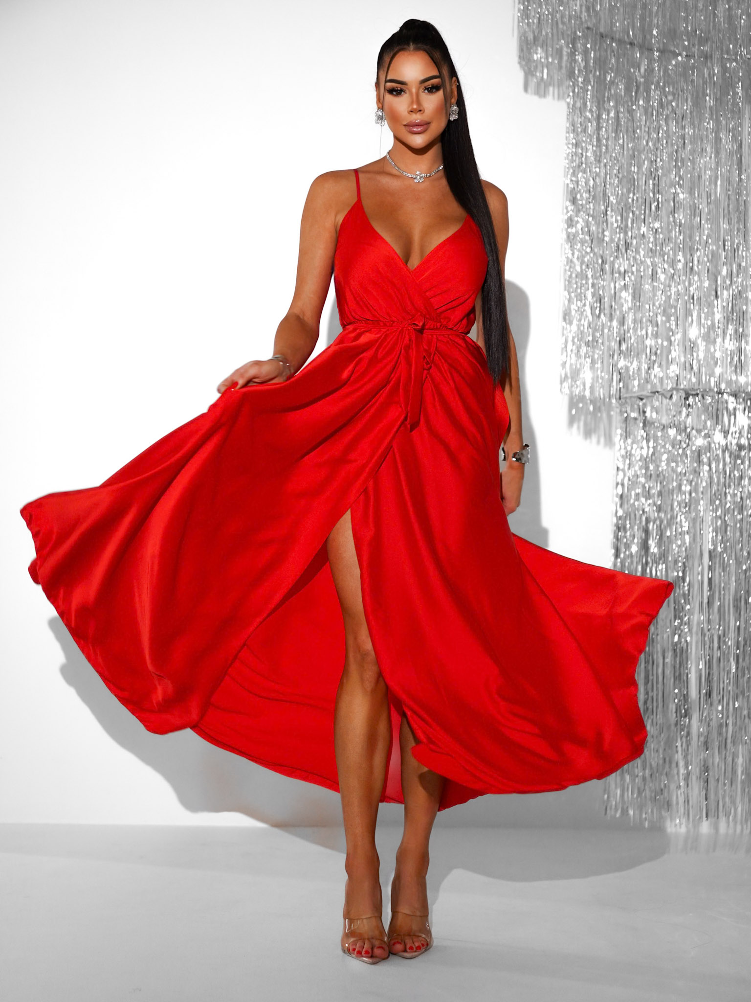 Červené elegantní dlouhé šaty FAIRYTALE - Obrázek 2