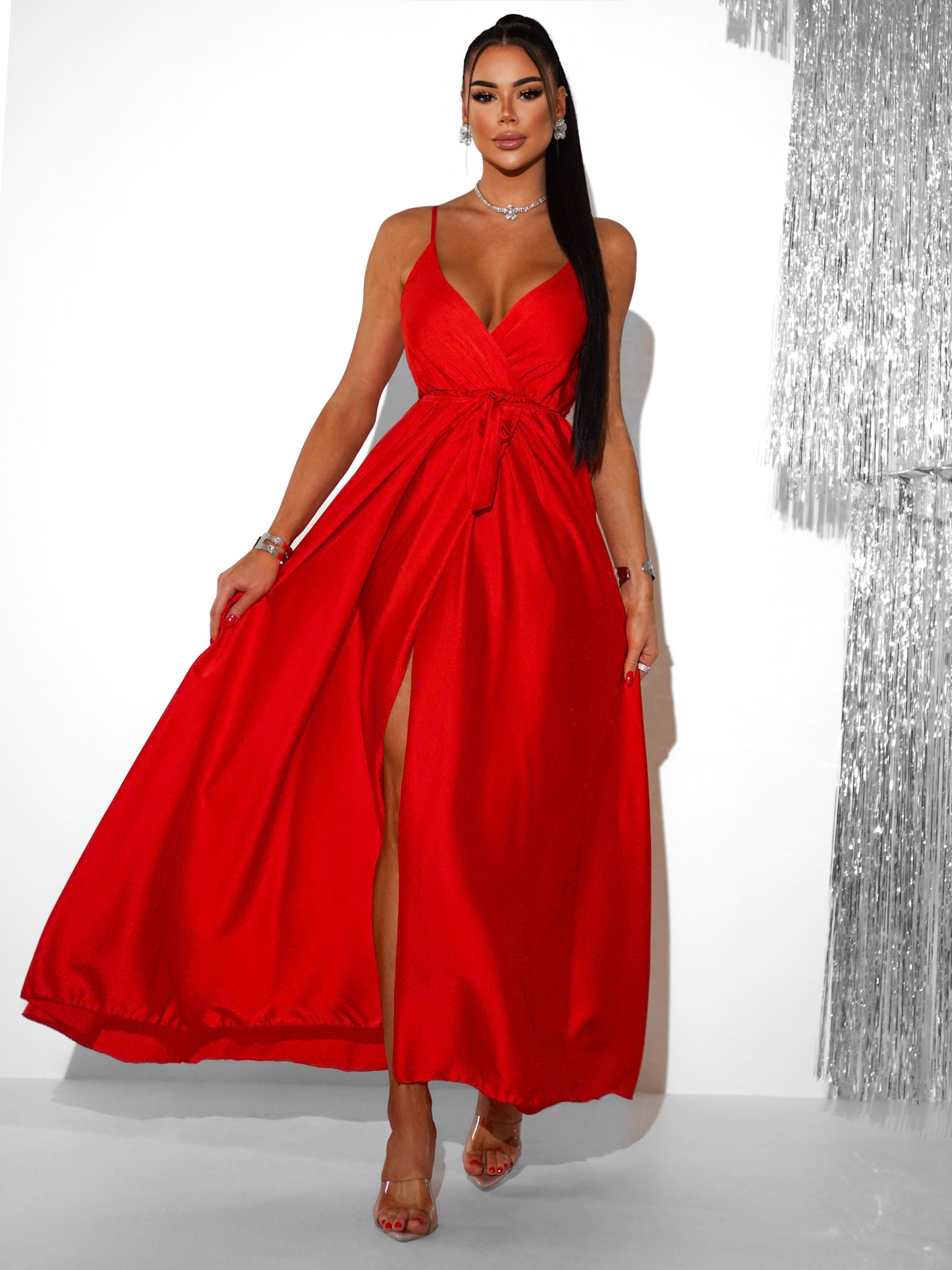 Červené elegantní dlouhé šaty FAIRYTALE