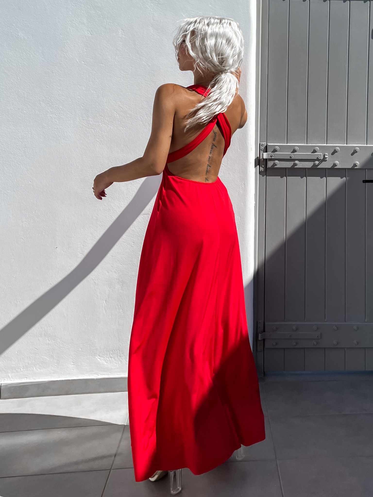 Červené elegantní šaty BEATRICE s vázáním - Obrázek 2