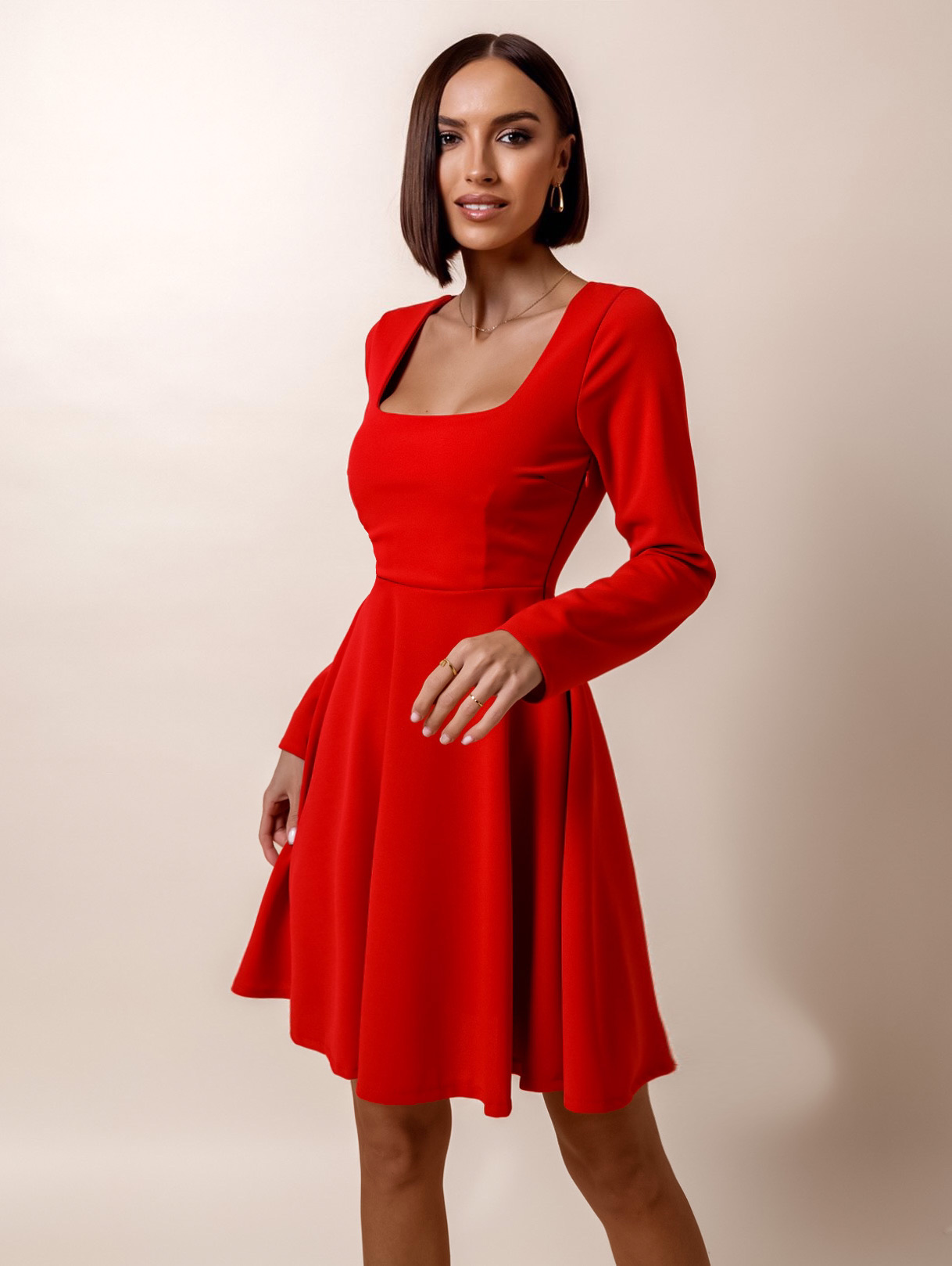 Červené elegantní šaty BUTTONI jednoduchého střihu Velikost: ONESIZE - Obrázek 3