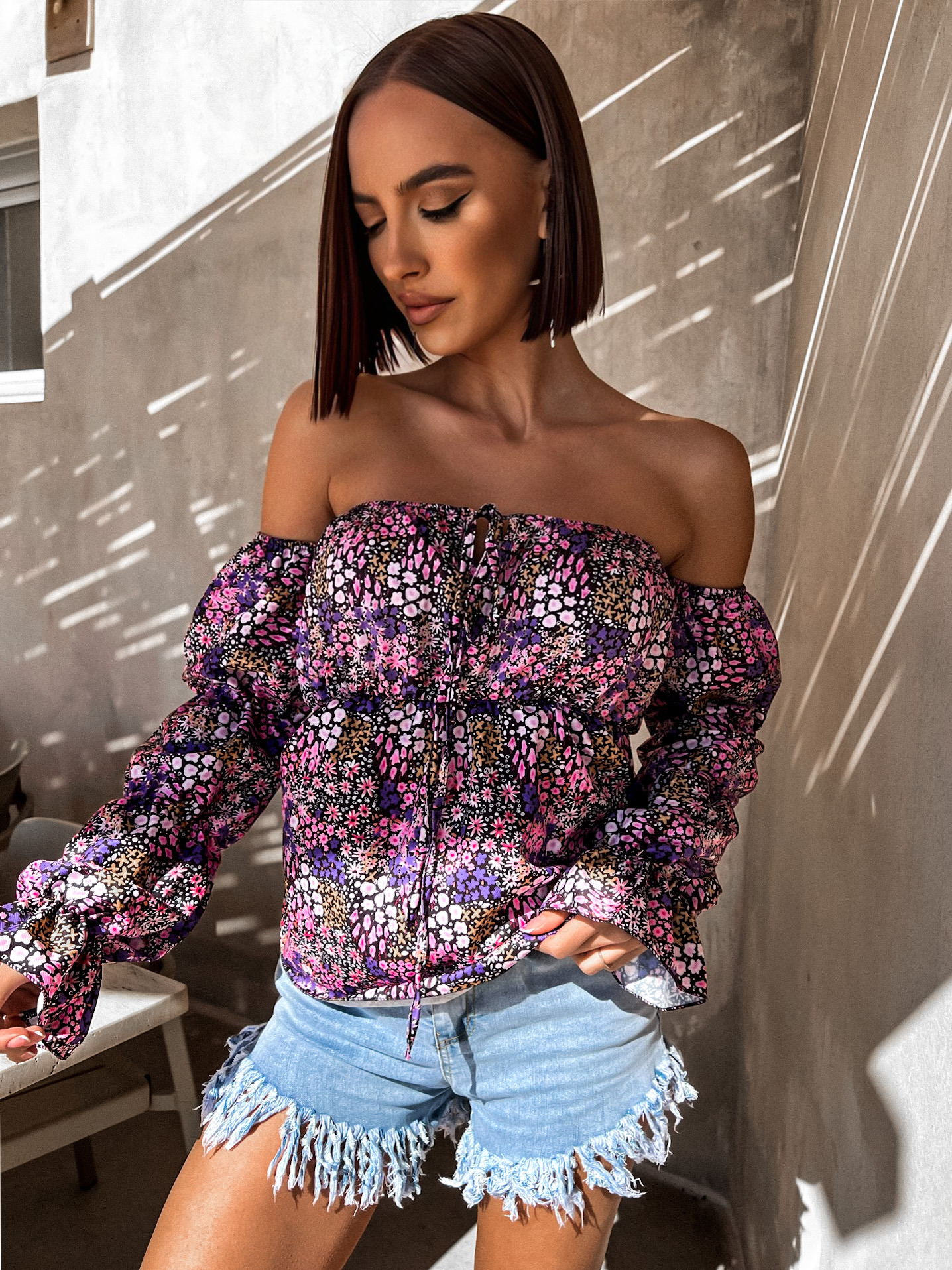 Fialová halenka HAJIMA s květinovým vzorem - Obrázek 2