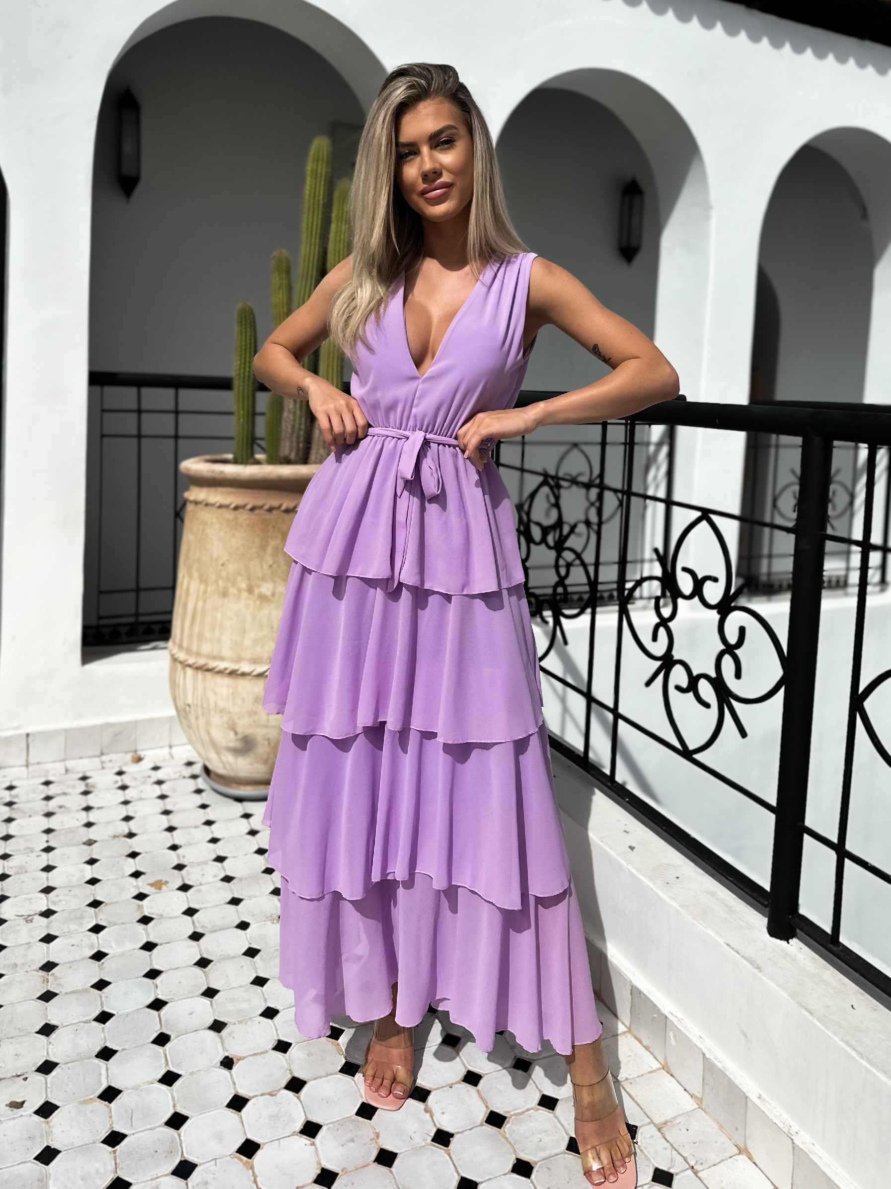 Fialové elegantní šaty SUSANI s volánky Velikost: ONESIZE