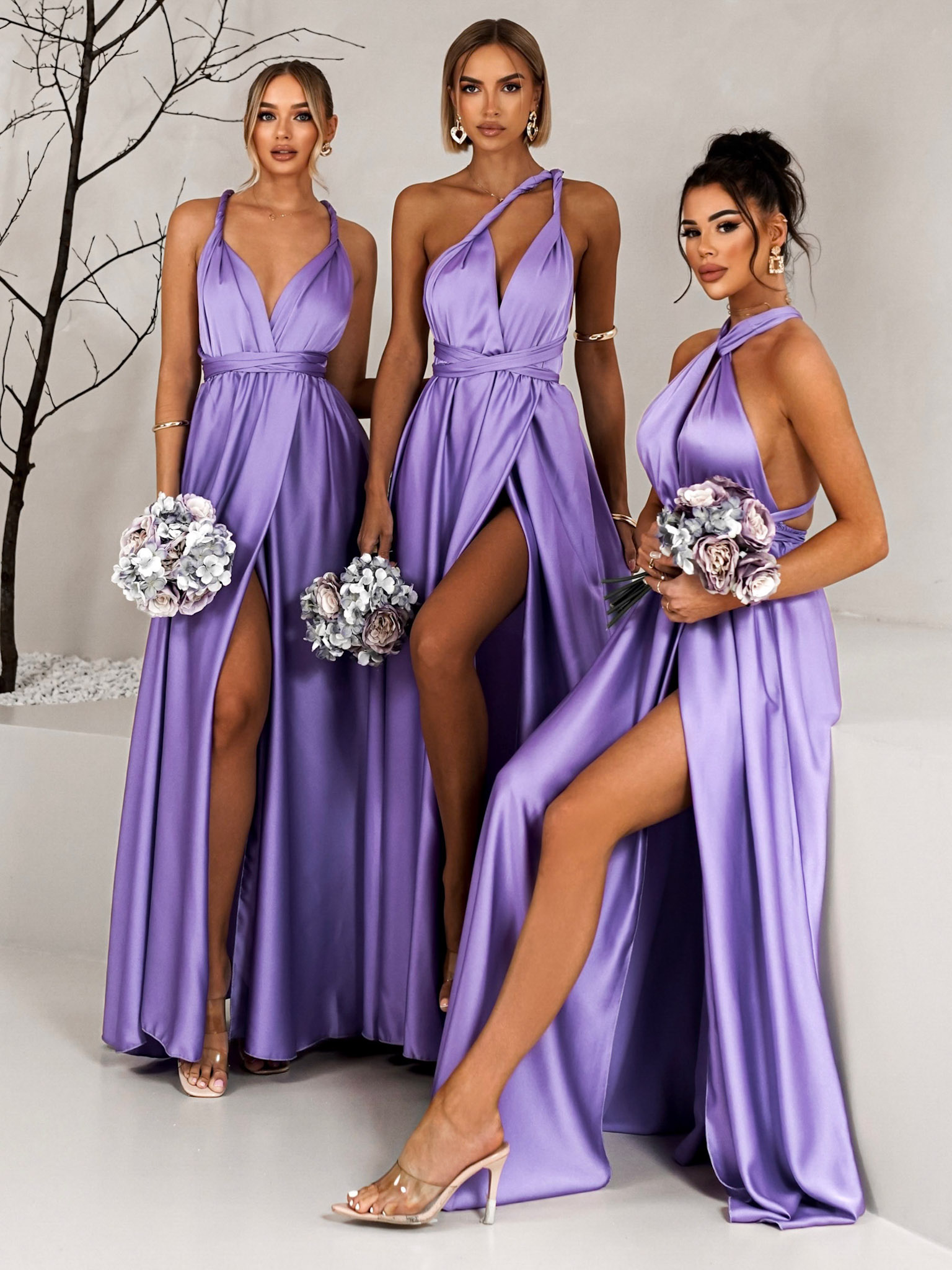 Fialové šaty VALERDI s variabilním vázáním a rozparkem pro družičky Velikost: ONESIZE - Obrázek 2