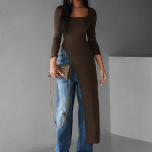 Hnědá asymetrická dlouhá tunika GIANG s dlouhým rukávem Velikost: M/L