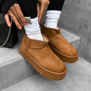 Hnědé boty HUCULET s vysokou podrážkou Velikost: 40