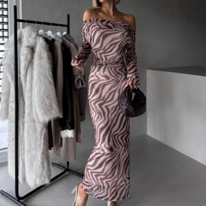 Hnědé přiléhavé dlouhé šaty ELPINIKI Velikost: ONESIZE