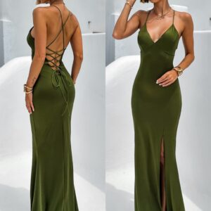 Khaki dlouhé saténové šaty ERIKAL s rozparkem Velikost: ONESIZE