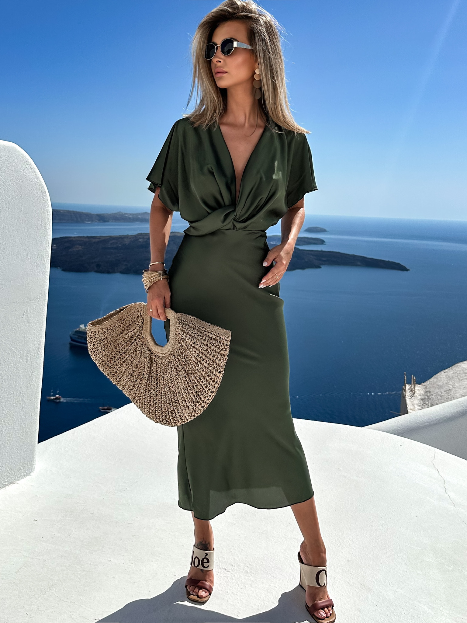 Khaki saténové šaty MIRIAM s krátkým rukávem Velikost: ONESIZE - Obrázek 2