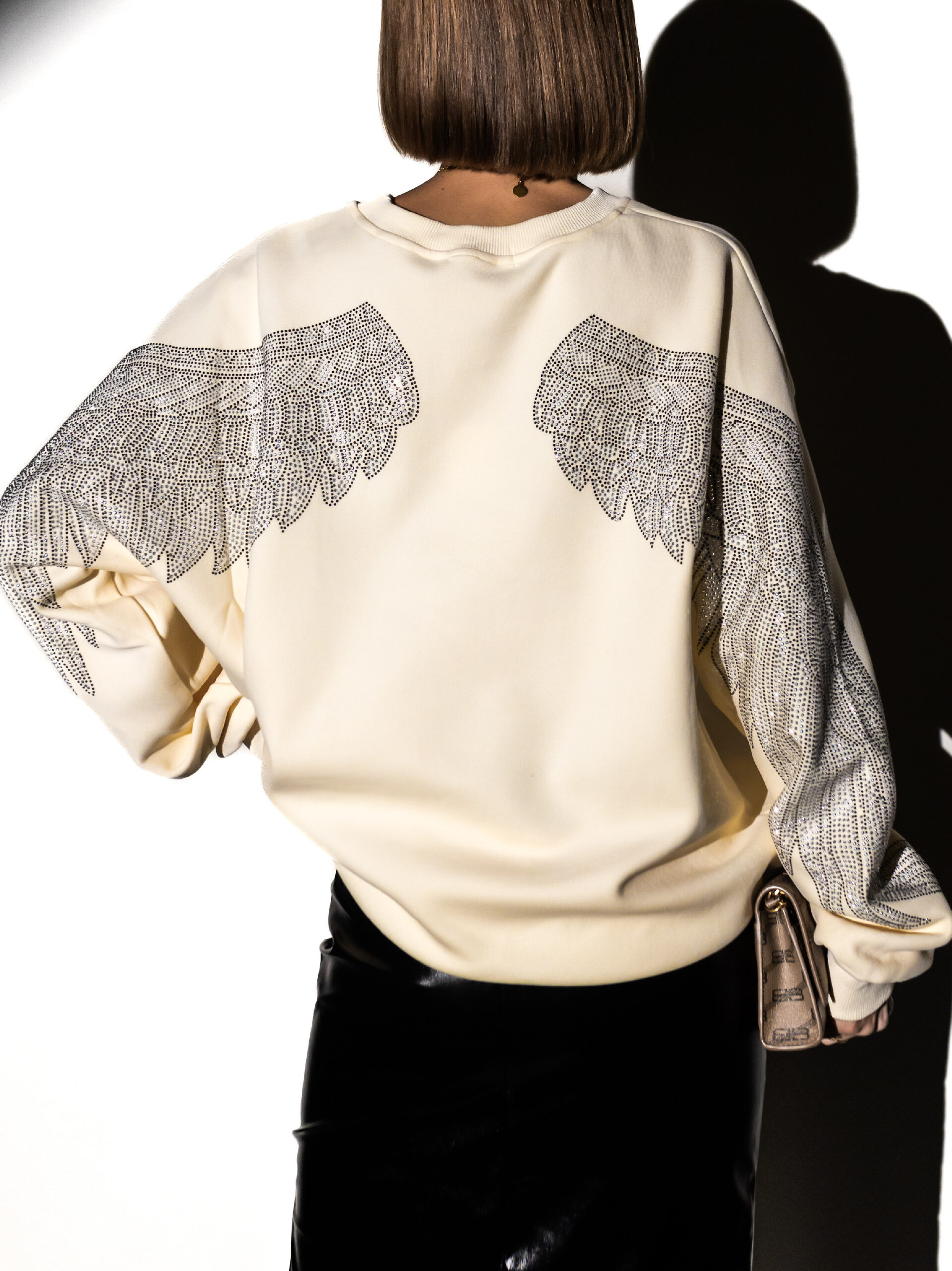 Krémová oversized mikina ROULEN se zdobením Velikost: ONESIZE