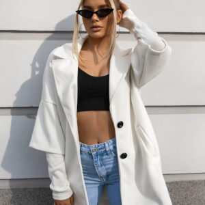 Krémový krátký kabát VERA s podšitými rukávy