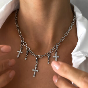 Náhrdelník HOLLY s křížky Velikost: ONESIZE