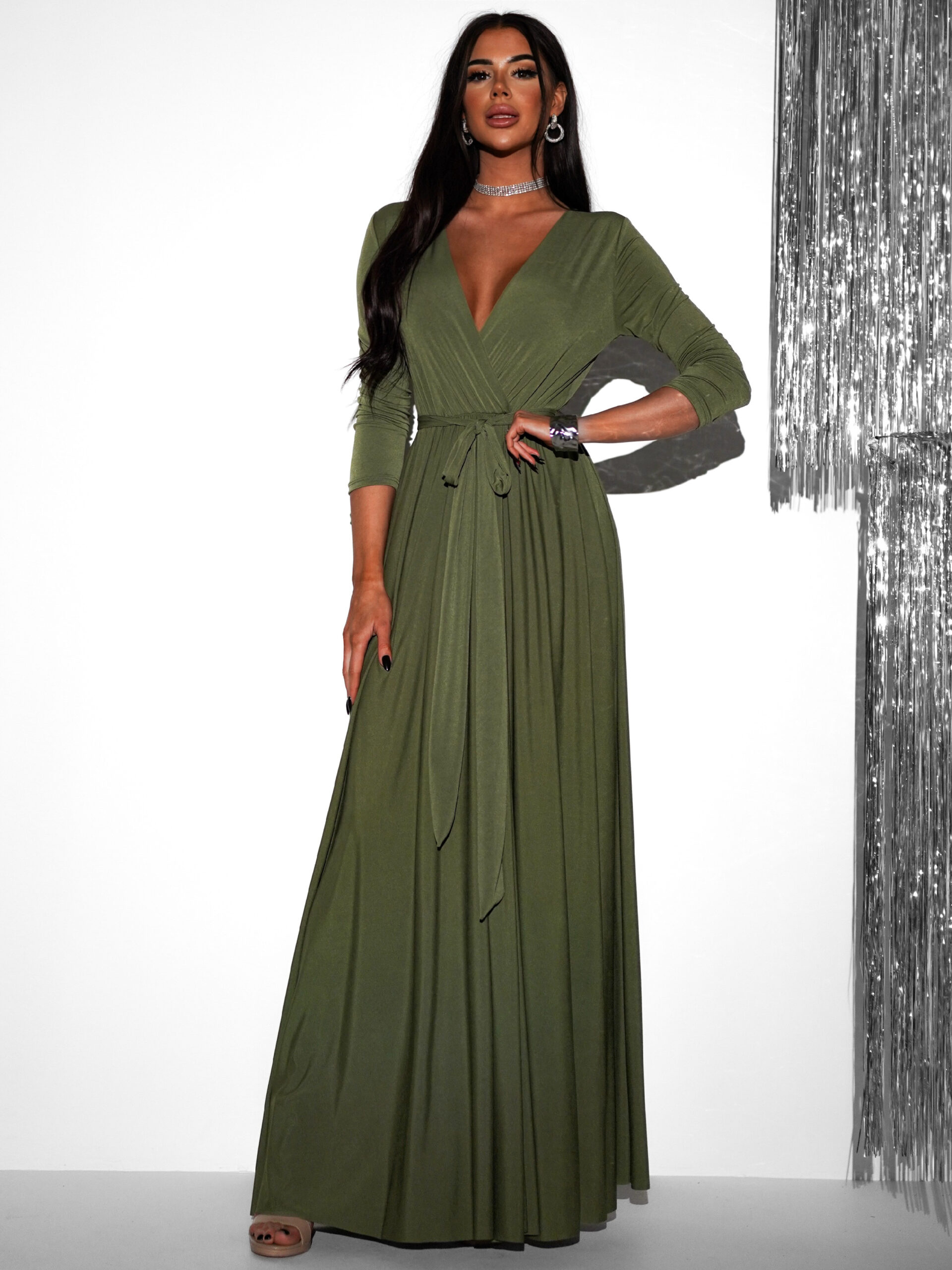 Olivové dlouhé společenské šaty JOELLIAN s dlouhým rukávem Velikost: ONESIZE