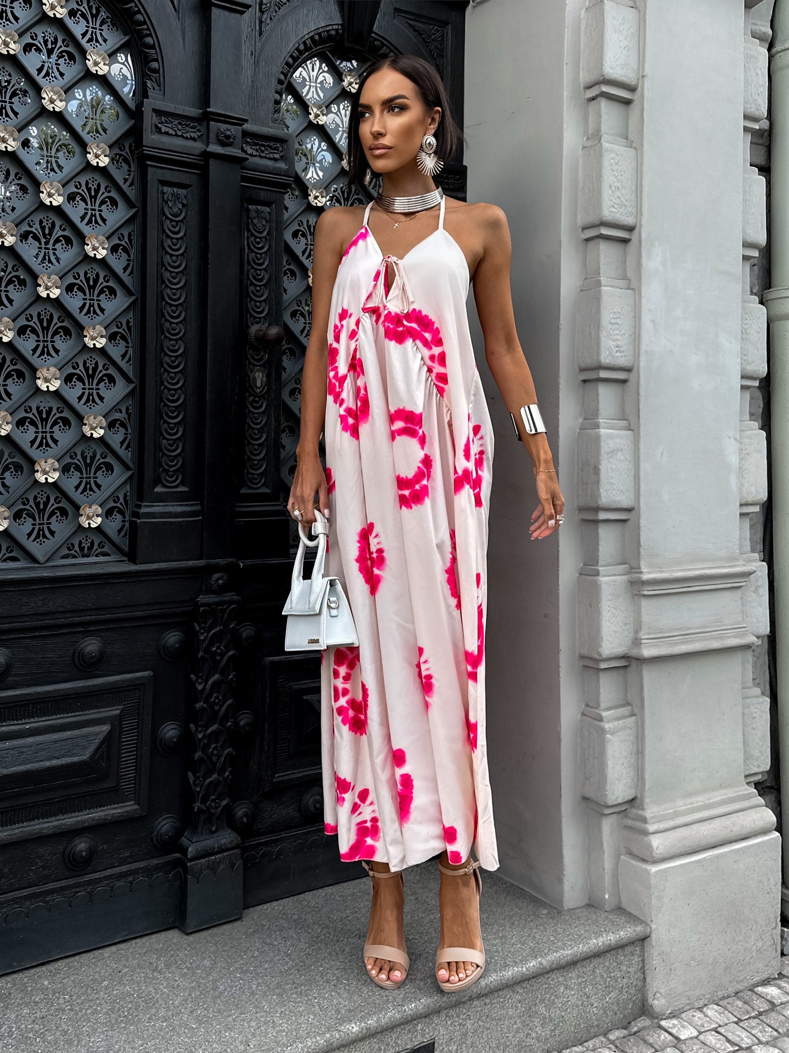 Růžové vzorované šaty SWADEN Velikost: ONESIZE - Obrázek 3