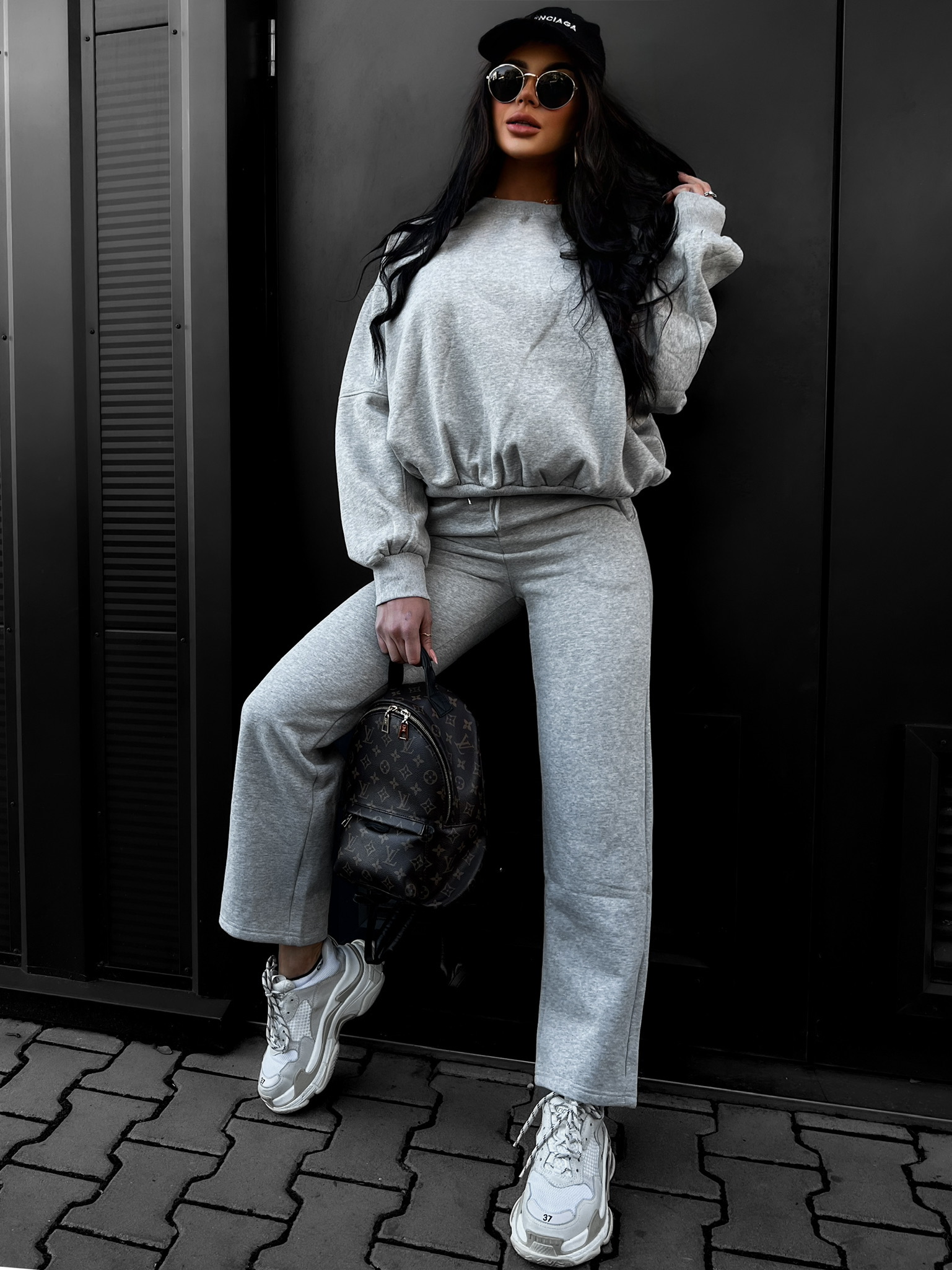 Šedá tepláková souprava MARDIN 95% bavlna Velikost: ONESIZE - Obrázek 2