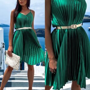 Smaragdové lesklé plisované šaty CLAURA se zlatým páskem Velikost: ONESIZE