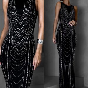 Stříbrnočerné třpytivé dlouhé šaty DARIONE s kamínky Velikost: M/L