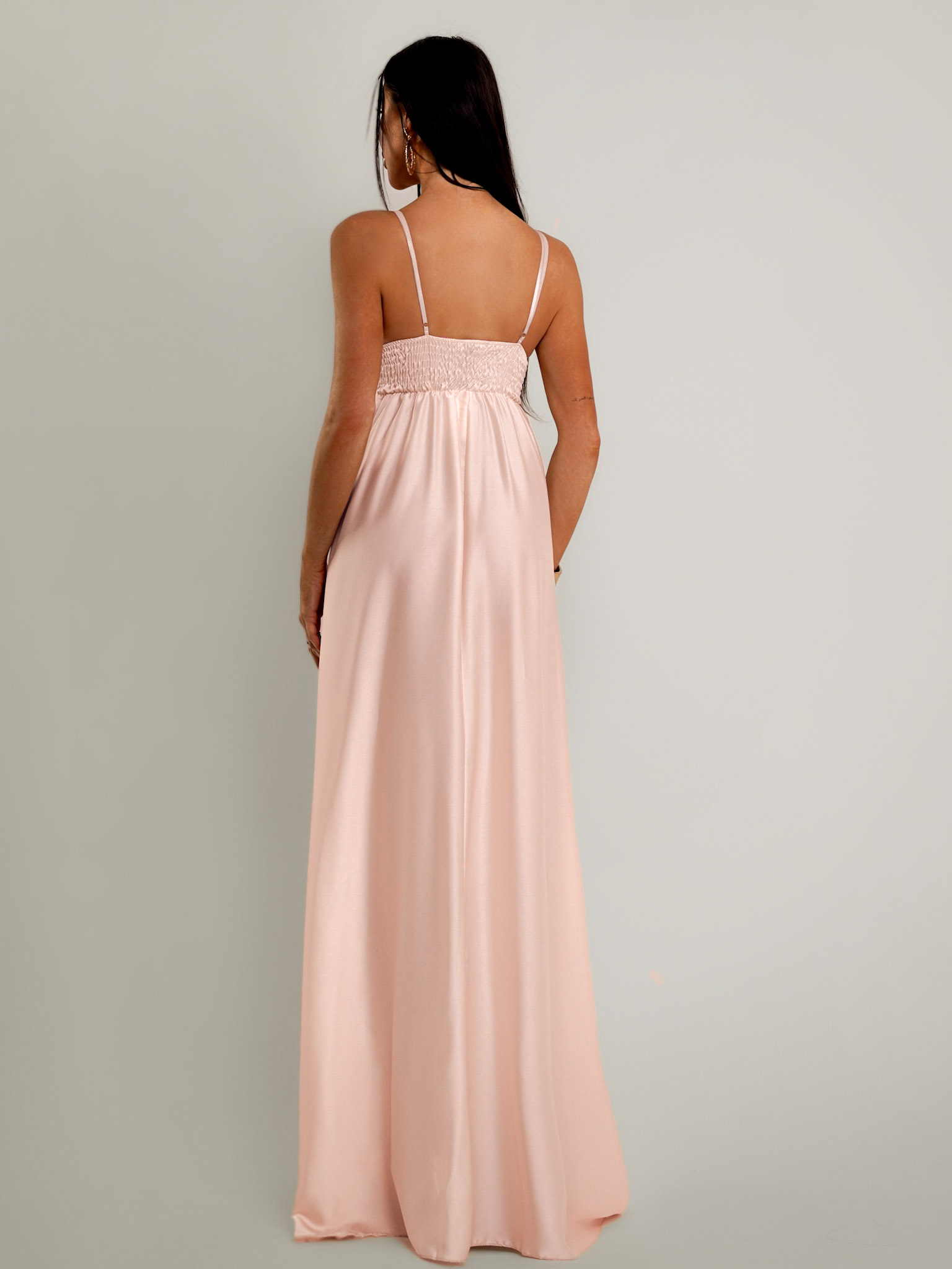 Světle růžové elegantní šaty MAKANY - Obrázek 3