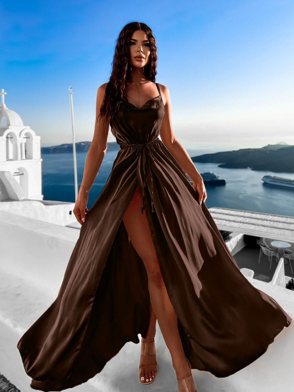 Tmavě hnědé lesklé elegantní šaty YASMINE s rozparkem Velikost: ONESIZE - Obrázek 2