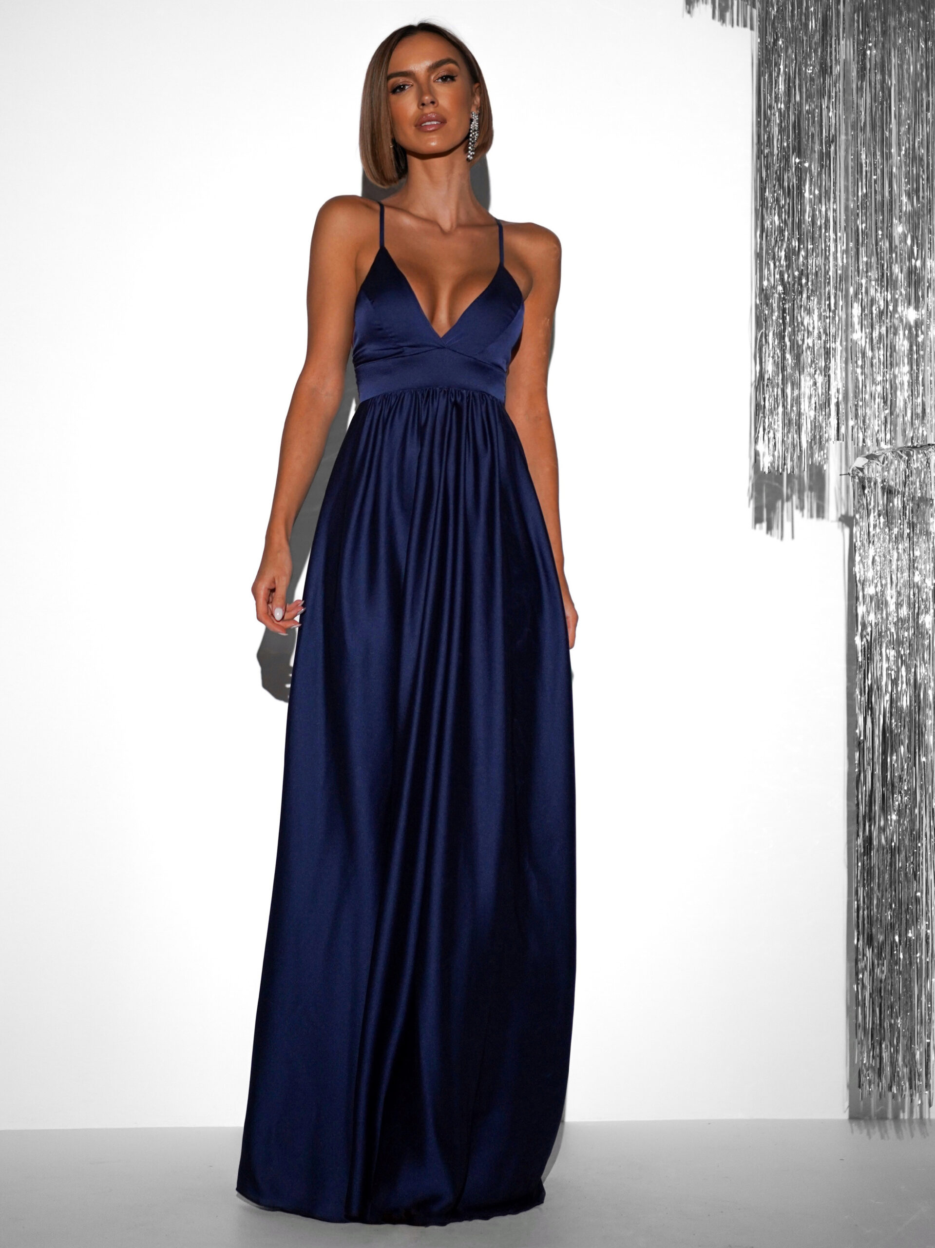 Tmavě modré elegantní šaty MAKANY - Obrázek 2