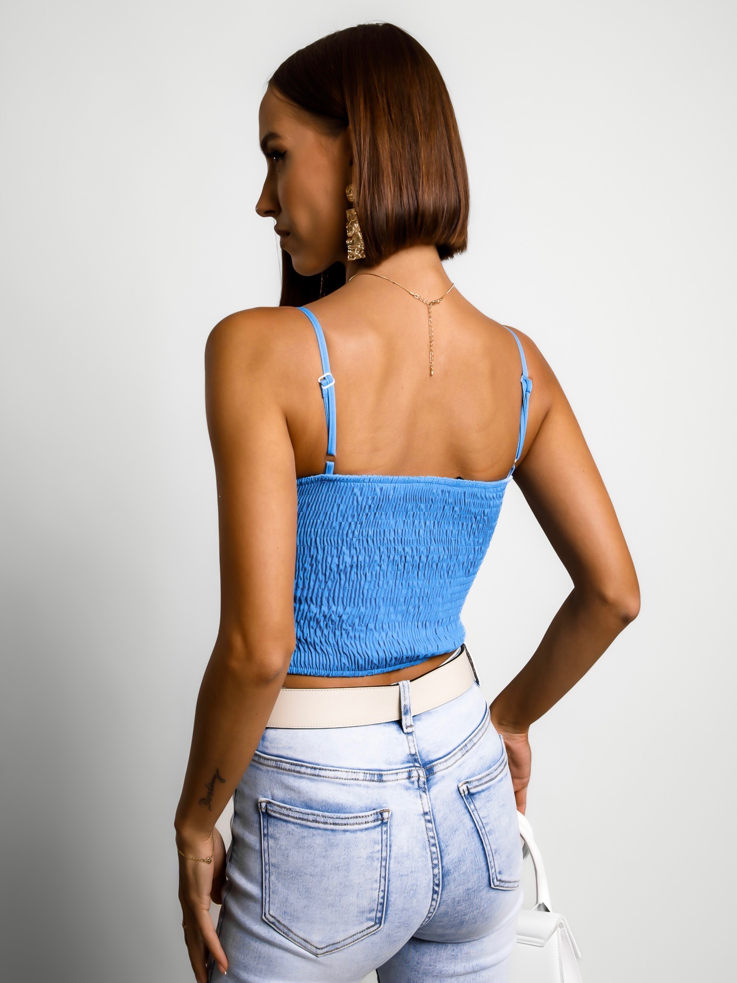 Tmavě modrý elegantní crop top TOPAZ - Obrázek 3