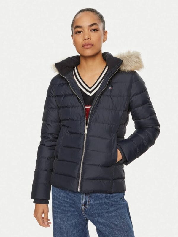 Tommy Jeans dámská modrá zimní bunda DW0DW18312C1G XL