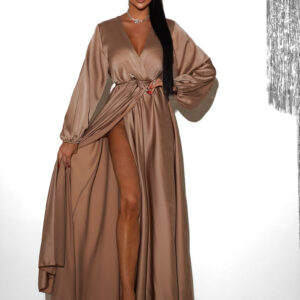 Zlaté elegantní šaty WOMAN s dlouhým rukávem